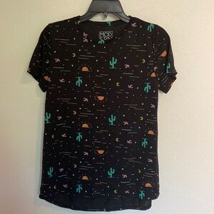 🌸$5 Modern Lux T-shirt desert cactus black, NWT Size S
